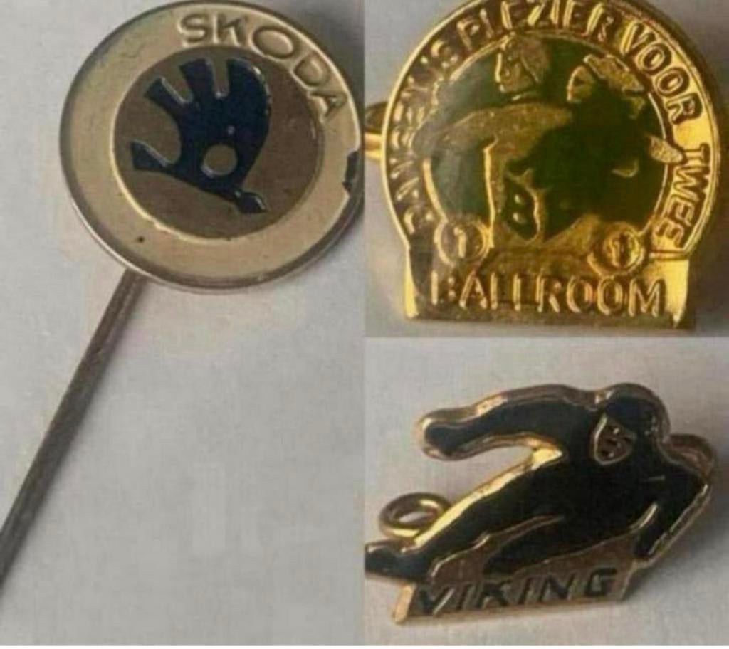 Drie oude Speldjes voor de liefhebber, Verzamelen, Speldjes, Pins en Buttons, Ophalen of Verzenden, Gebruikt, Merk, Speldje of Pin