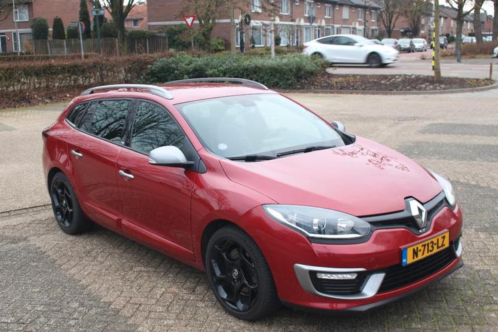Renault Mégane GT 220 Sport Line 2015 Rood, Auto's, Renault, Particulier, Mégane, ABS, Airbags, Airconditioning, Alarm, Bluetooth
