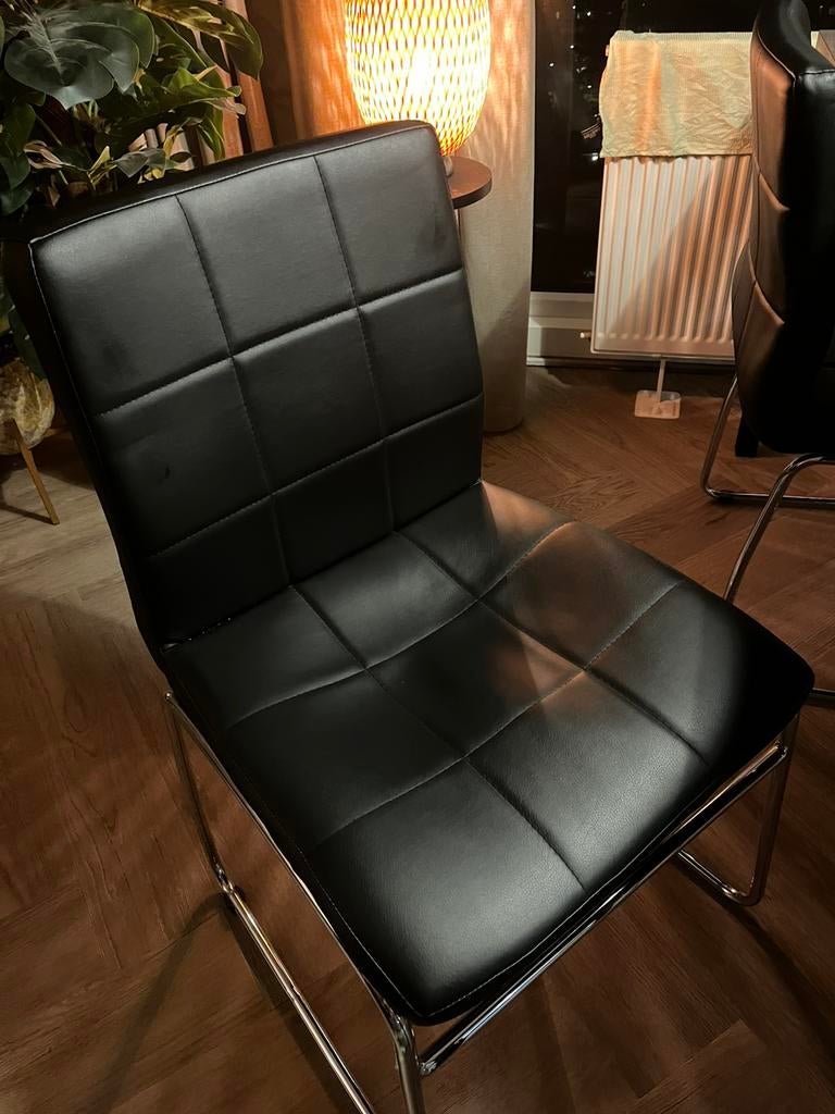 Eetkamerstoelen GRATIS, Ophalen, Gebruikt, Zwart, Vier