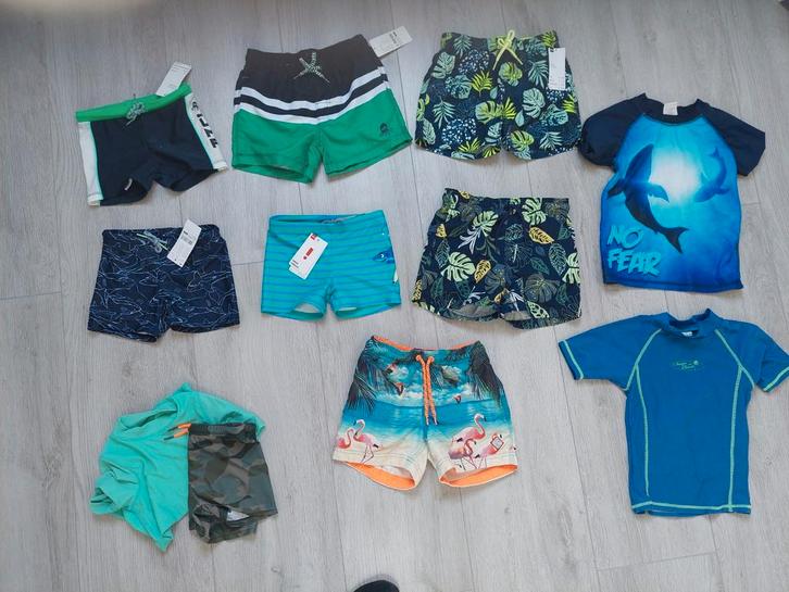 Zwembroeken maat 110/116 jongen zwembroek UV-shirt zwemshort, Kinderen en Baby's, Kinderkleding | Maat 110, Zo goed als nieuw