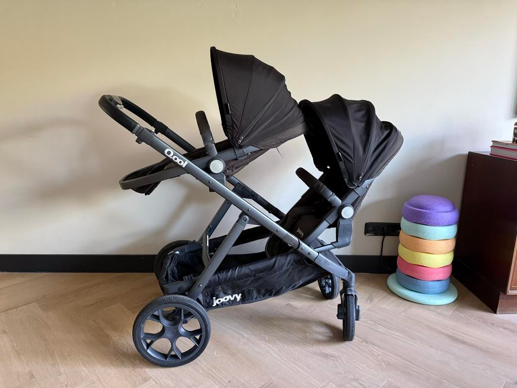 Joovy Qool Duo Kinderwagen met reiswieg en twee zitjes, Kinderen en Baby's, Kinderwagens en Combinaties, Gebruikt, Duowagen, Combiwagen