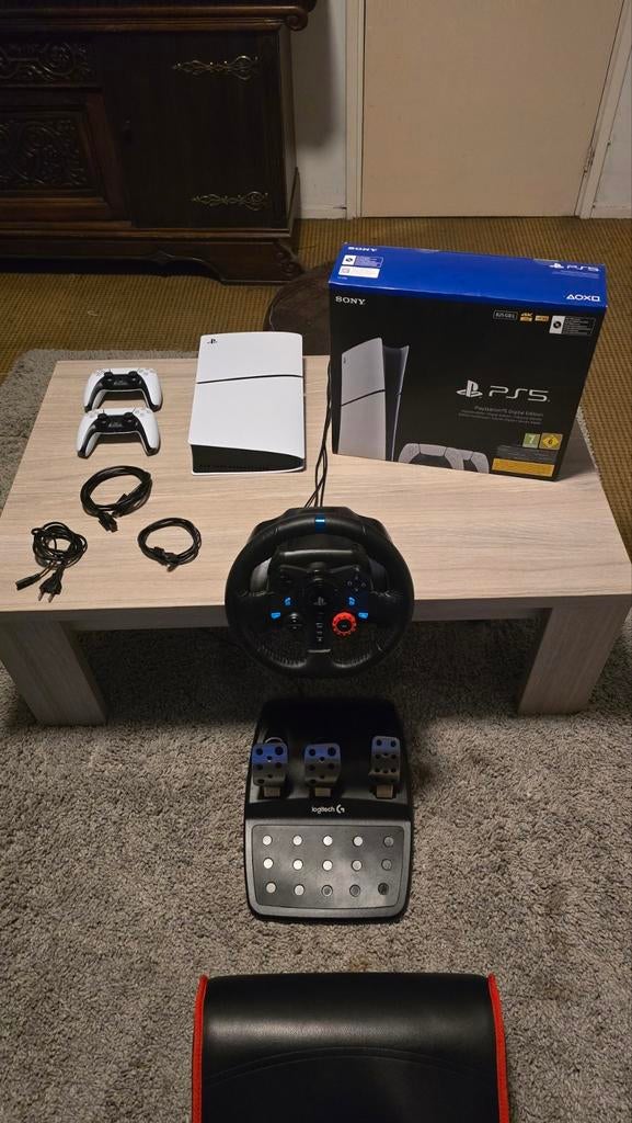 PS5 Slim + Racing Simulator (G29 + Seat) + 43” LG 4K TV |, Spelcomputers en Games, Ophalen of Verzenden, Zo goed als nieuw, Playseat of Racestoel