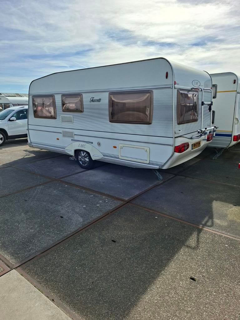 LMC 465 RBD Favorit, Rondzit, Frans bed, Particulier, 4 tot 5 meter