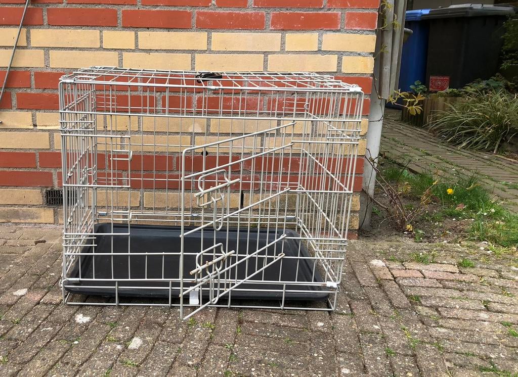 Bench voor kleine hond, metaal, grijs, Dieren en Toebehoren, Ophalen, Gebruikt, Minder dan 65 cm, Minder dan 75 cm