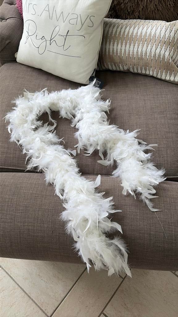 Nieuw witte boa, Ophalen of Verzenden, Nieuw, Feestartikel, Overige