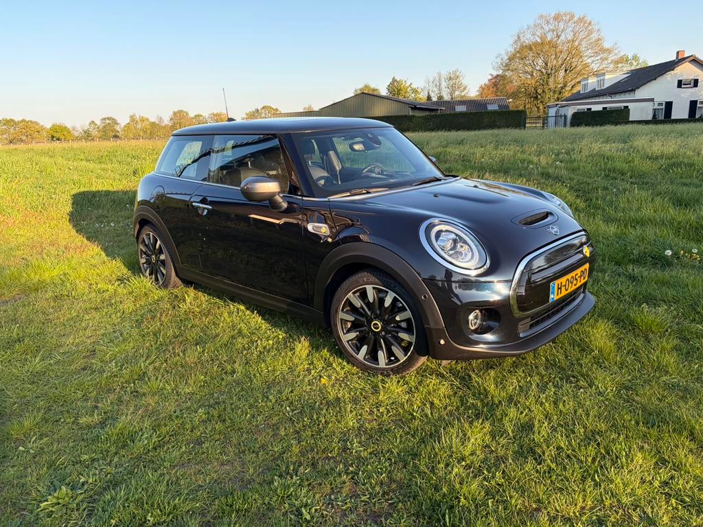 Mini Cooper SE Electric Aut 2020 Blauwmetallic, Auto's, Mini, 50 €/maand, 1340 kg, 93 kWh, Elektrisch