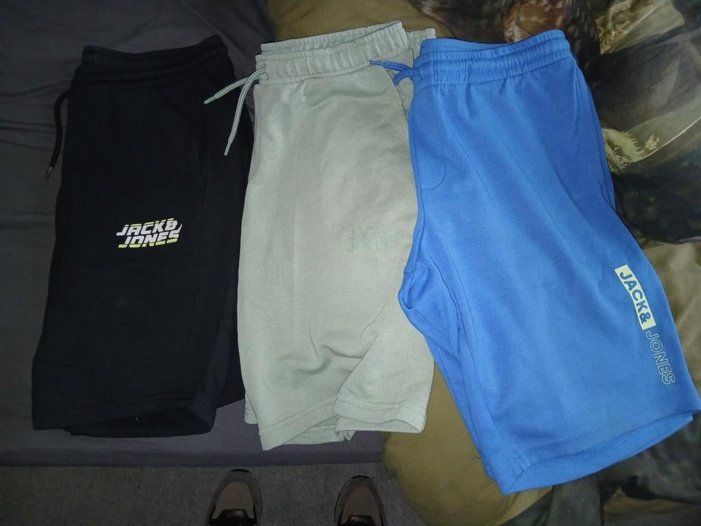 Korte broeken, Kinderen en Baby's, Kinderkleding | Maat 176, Ophalen of Verzenden, Zo goed als nieuw, Jongen, Broek