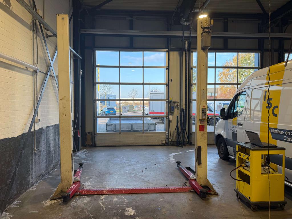 Koni 2 koloms hefbrug 2500KG 2 kolommer, Niet ingevuld, Niet ingevuld, Niet ingevuld