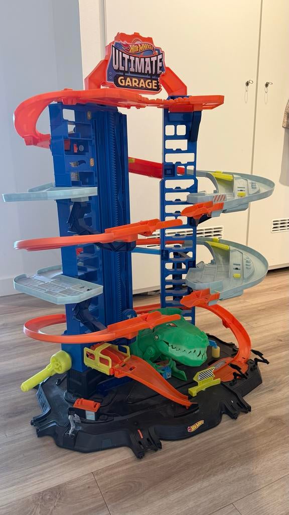 Hot Wheels Ultimate Garage met T-Rex, Ophalen, Zo goed als nieuw, Jongen