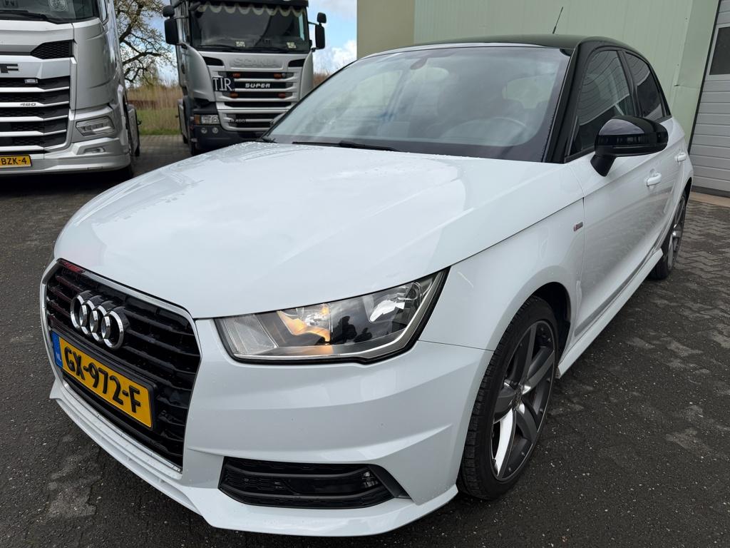 Audi A1 Sportback 1.0 TFSI Sport Pro Line S line, Auto's, 4 stoelen, Bedrijf, Navigatiesysteem, Onderhoudsboekje