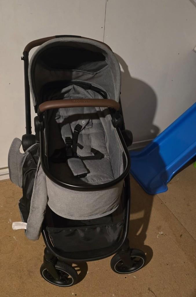 Compleet babyslaapkamer, Kinderwagen en traphek, Ophalen, Nieuw, Jongetje