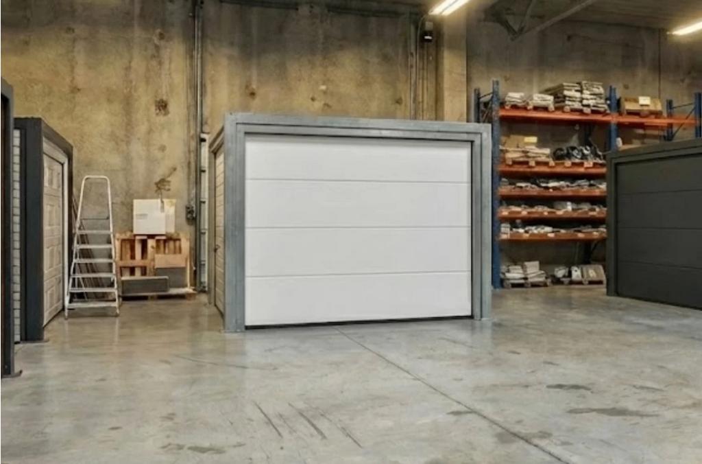 sectionale garagepoort automatische in kit wit H, Doe-het-zelf en Verbouw, Deuren en Horren, Ophalen, Binnendeur, 200 tot 215 cm