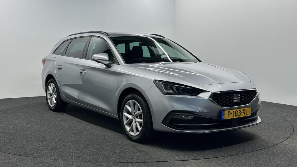 Seat Leon ST 1.0 EcoTSI Style AUTOMAAT-NAVI, Auto's, Seat, Gebruikt, Euro 6, Leon, 23 km/l