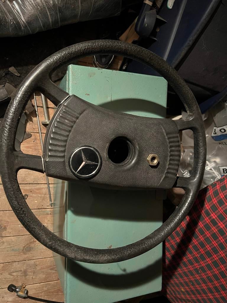 Onderdelen voor Mercedes W115: Stuur, console, ramen, etc., Ophalen