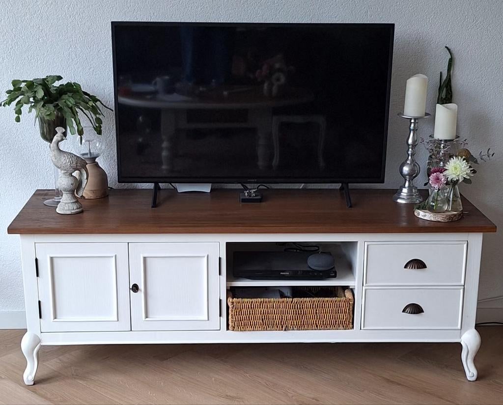 Landelijk Queen Ann tv-meubel wit met houten blad, Ophalen, 150 tot 200 cm, Minder dan 100 cm, 25 tot 50 cm