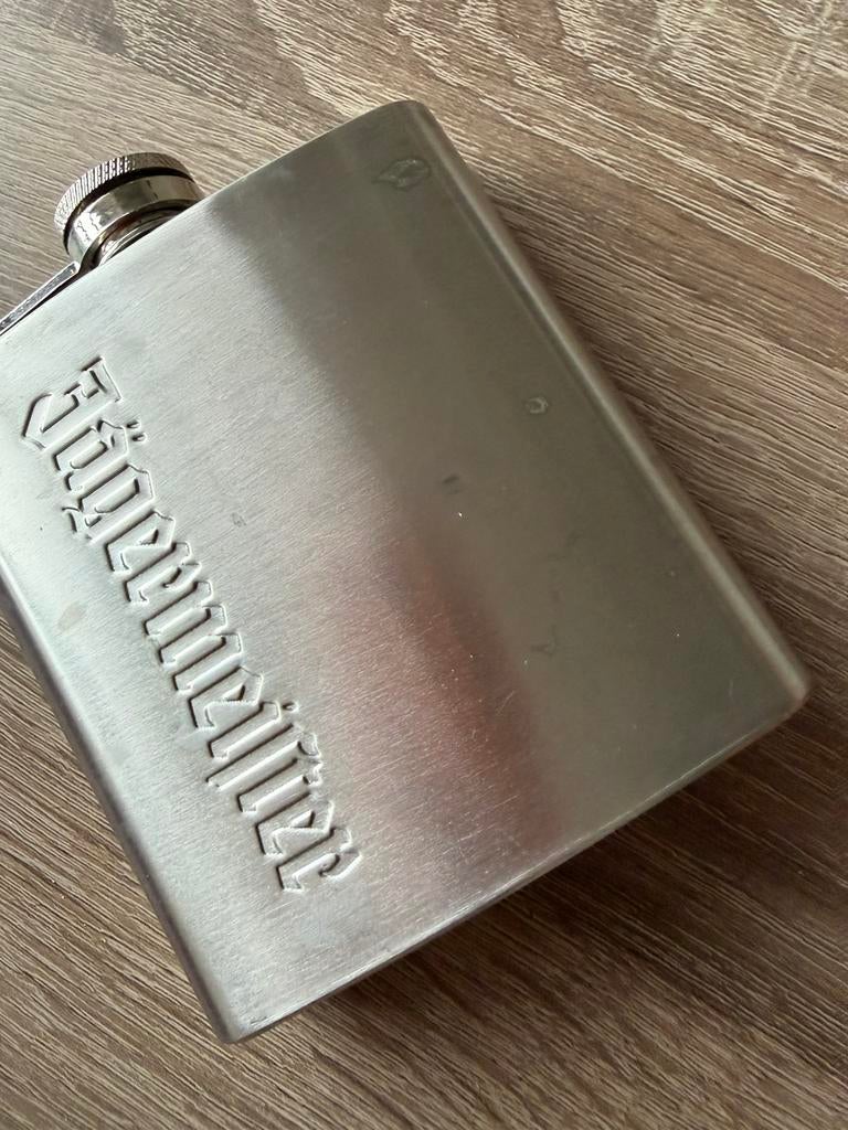 Drank flesje van metaal, Ophalen, Zo goed als nieuw, Tabaksdoos of Verpakking