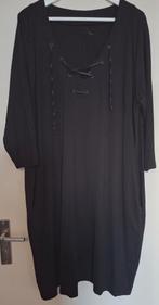 Zwarte tuniek/jurk met V-hals en lint - Maat 52., Ophalen of Verzenden, Nieuw, Zwart