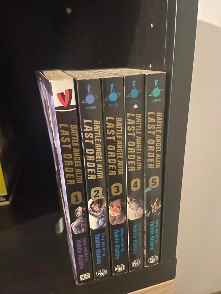 Battle Angel Alita Last Order - deel 1 - 5, Boeken, Meerdere comics, Ophalen of Verzenden, Gelezen, Japan (Manga)