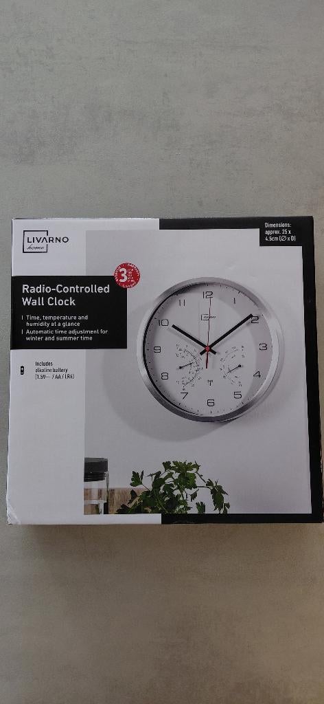 Klok, radiogestuurde wandklok, Huis en Inrichting, Woonaccessoires | Klokken, Ophalen of Verzenden, Nieuw, Analoog, Wandklok