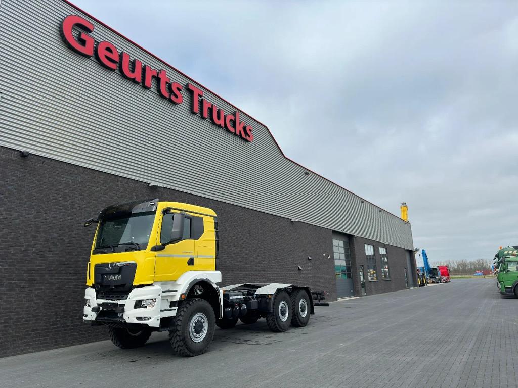 MAN TGS 33.540 6X6 BB CH HEAVY DUTY CHASSIS CABINE/NIEUW/NEU, Auto's, Automaat, Euro 5, MAN, Wit
