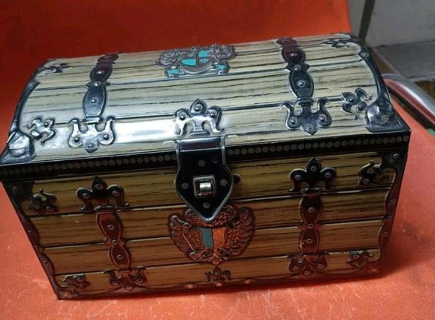 Mooi vintage schatkist blik, Verzamelen, Blikken, Ophalen of Verzenden, Gebruikt, Overige, Overige merken