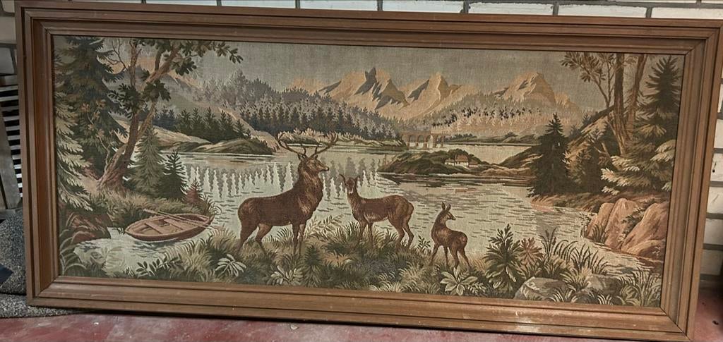 Vintage wandtapijt met herten en berglandschap, Ophalen, Gebruikt, Overige typen, 125 cm of meer