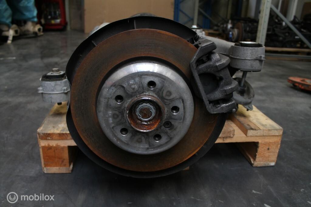 Remmenset achteraan compleet BMW 5 serie F10 (2009-heden), Gebruikt, Ophalen of Verzenden