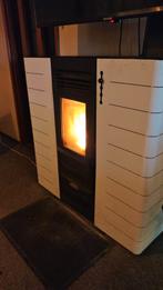 Artel pelletkachel 6 KW + kanalisatie en kachelpijpen, Ophalen, Gebruikt, Pelletkachel, Vrijstaand