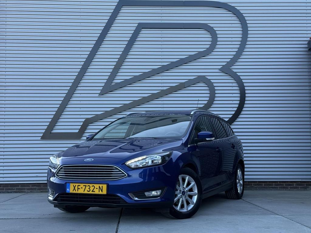 Ford Focus Wagon 1.0 Titanium 1e Eigenaar|Navi|Trekhaak|Clim, Gebruikt, Euro 6, Blauw, Bluetooth