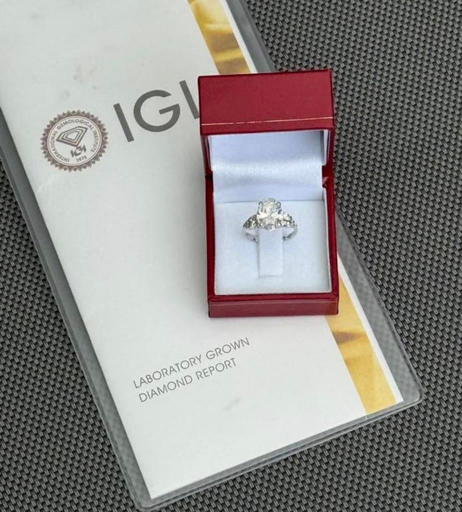 18k gouden ring met VS1 diamant 4.72ct! retailwaarde €8000, Sieraden, Tassen en Uiterlijk, Ringen, Wit, Nieuw, Ophalen of Verzenden