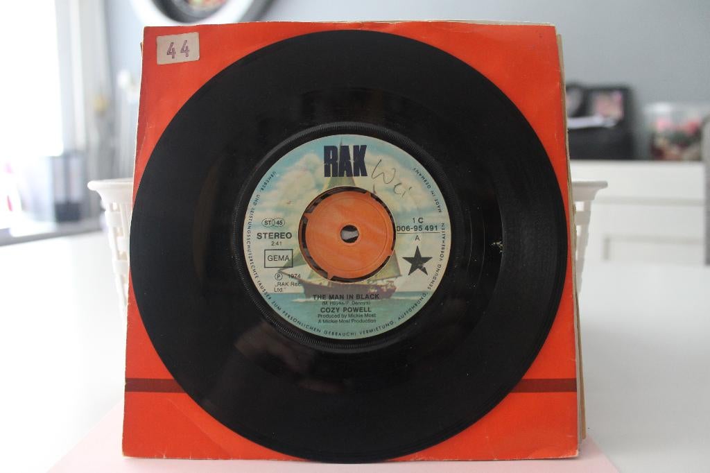 7" Single Cozy Powell - After Dark / The Man In Black, Gebruikt, 7 inch, Single, Ophalen of Verzenden