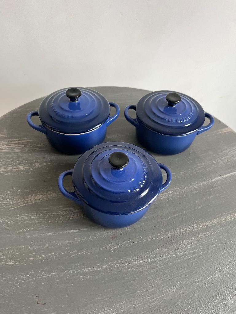 le creuset pannetjes blauw 3 stuks, Huis en Inrichting, Verzenden, Nieuw, Overige materialen, Overige typen
