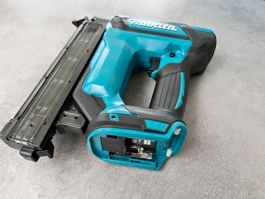 MAKITA DFN350ZJ 18V ACCU BRAD TACKER 1.2mm AFWERKTACKER LXT, Doe-het-zelf en Verbouw, Plinten en Afwerking, Overige typen, Nieuw