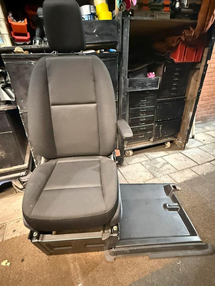 Nette bijrijdersstoel met armleuning voor sprinter 907, Auto-onderdelen, Interieur en Bekleding, Mercedes-Benz, Gebruikt, Ophalen