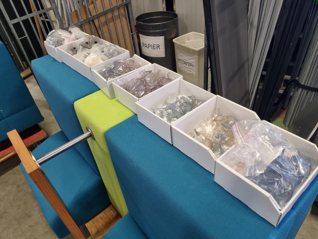 PARTIJ zuignappen voor gladde wand / glaswand, Ophalen, Gebruikt