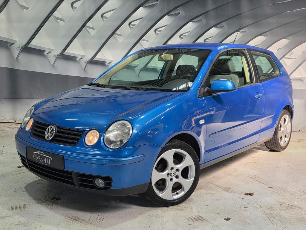 Volkswagen Polo 1.4-16V Highline clima cruisecontrol, Voorwielaandrijving, Stof, 4 cilinders, Blauw