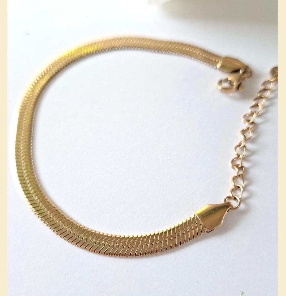 Gouden schakelarmbandje, Ophalen of Verzenden, Nieuw, Goud, Staal