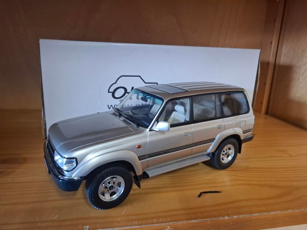 Ottomobile 1:18 Toyota Land Cruiser OT438 - Nieuw in doos, Hobby en Vrije tijd, Modelauto's | 1:18, Ophalen of Verzenden, Nieuw