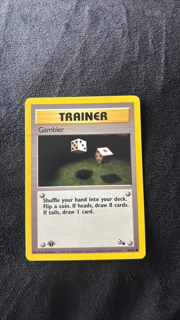 Pokemon Trainer Gambler Fossil 1st Edition, Ophalen of Verzenden, Zo goed als nieuw