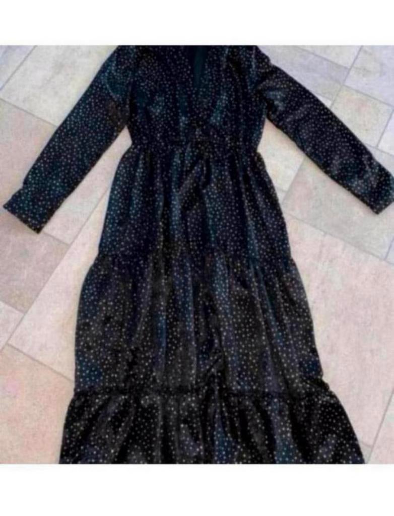 Kilky Jurk Zwart Goud Maat M, Ophalen of Verzenden, Maat 38/40 (M), Zwart, Onder de knie