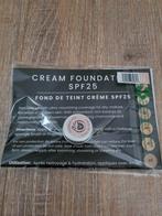 Nieuw! Odylique cream foundation SPF25 mini, nr. 10, Ophalen of Verzenden, Nieuw, Gehele gezicht, Make-up