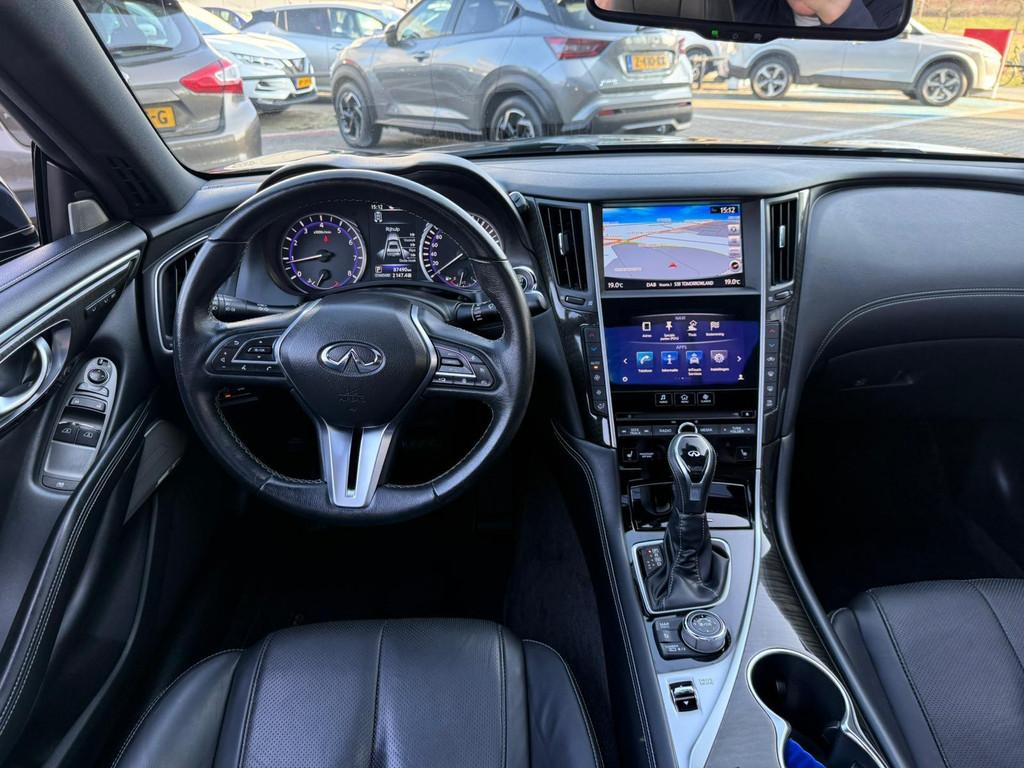 Infiniti Q60 Coupé 2.0t Premium Tech *Schuif-/Kanteldak & A, Auto's, Infiniti, Automaat, 12 maanden, Gebruikt, 4 cilinders