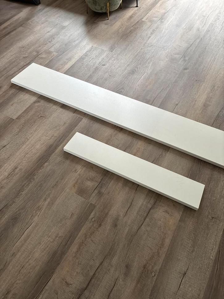 Vensterbank Candoo - Wit, Doe-het-zelf en Verbouw, Hout en Planken, Gebruikt, Plank, Overige houtsoorten, 200 tot 250 cm, Minder dan 25 mm