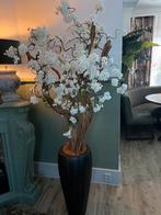 Kunstplant met witte bloesem in zwarte pot nieuw 190 cm hoog, Ophalen of Verzenden, Zo goed als nieuw, Binnen