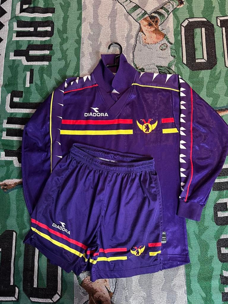 Matchworn Beerschot voetbal shirt uit 1999/00 met broekje, Maat S, Ophalen of Verzenden, Zo goed als nieuw, Shirt