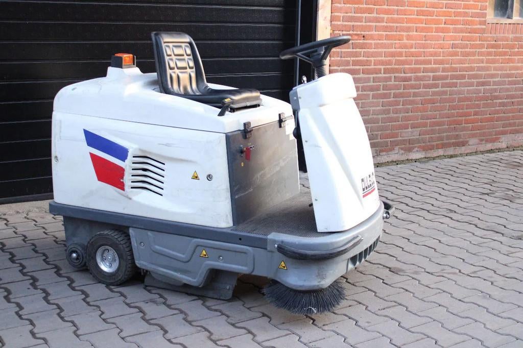 Dulevo 100SE zit veegmachine elektrische accubj 2026