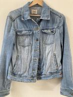 Te koop lichtblauw spijkerjasje van Mango., Kleding | Dames, Maat 38/40 (M), Mango, Blauw, Ophalen of Verzenden