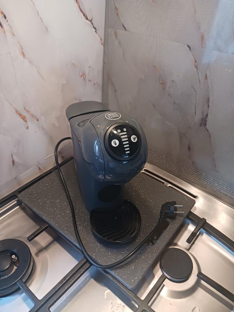 Nescafé Dolce Gusto Genio S Basic Koffiecupmachine, Witgoed en Apparatuur, Koffiezetapparaten, Koffiemachine, Ophalen of Verzenden