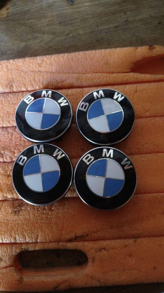 naafdoppen  bmw   68mm vaststaand in  nieuwstaat!!!!!!!, Auto diversen, Wieldoppen, Zo goed als nieuw, Ophalen of Verzenden