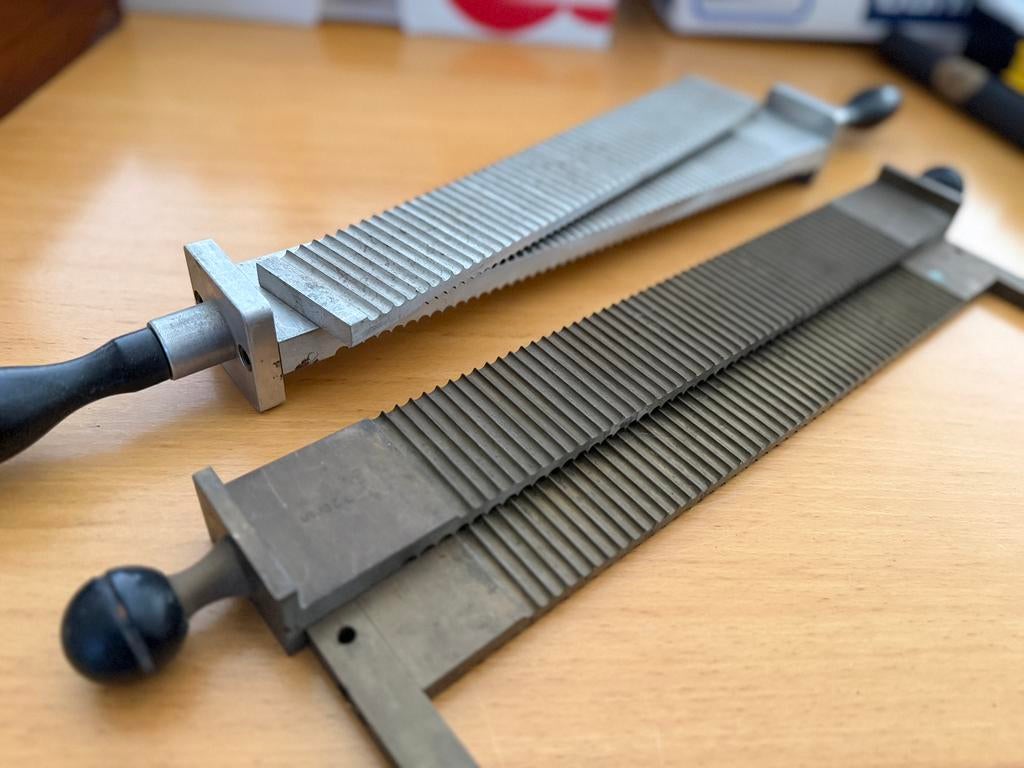 Pillen snijplank antiek, Ophalen